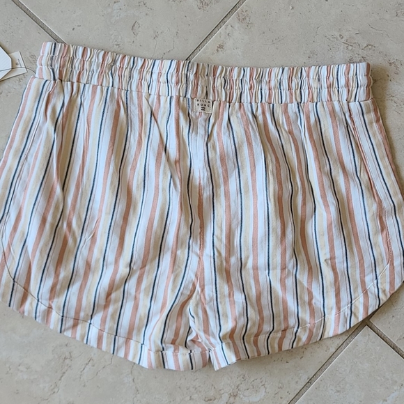 Billabong lounge shorts with drawstring sz m/10 - Picture 6 of 6